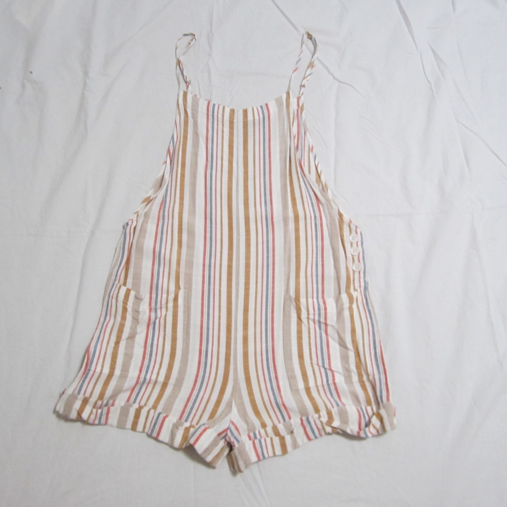 Stripped romper from Volcom size XS!